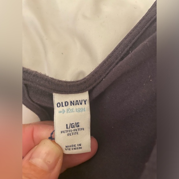 Old Navy beach cover up in dark grey - size petite large - Picture 3 of 5